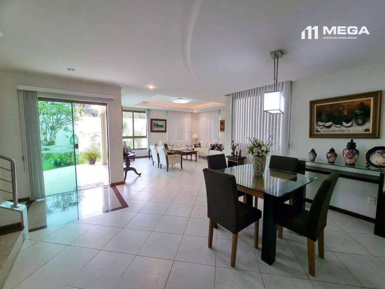 Casa à venda com 3 quartos, 337m² - Foto 6
