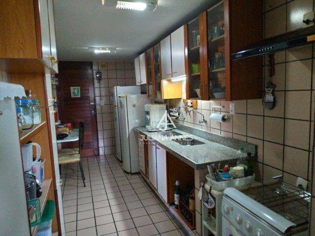 Apartamento à venda com 3 quartos, 108m² - Foto 15