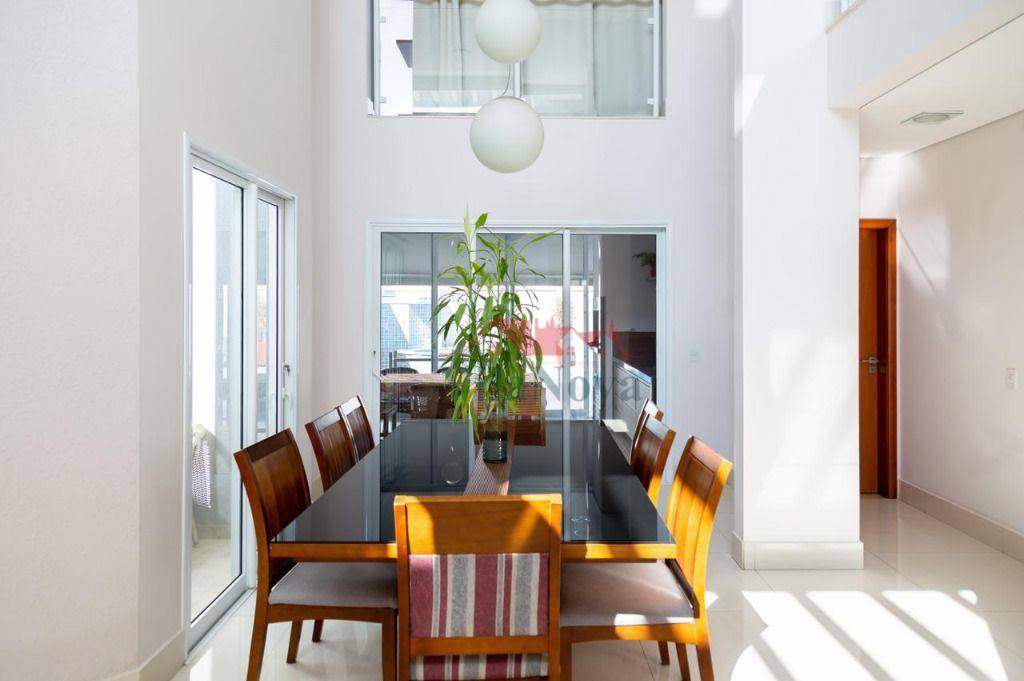 Casa de Condomínio à venda e aluguel com 4 quartos, 290m² - Foto 3