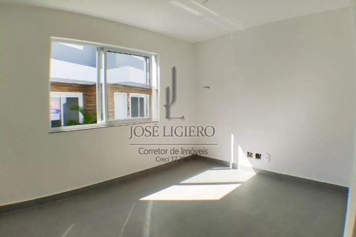 Casa à venda com 2 quartos, 69m² - Foto 28