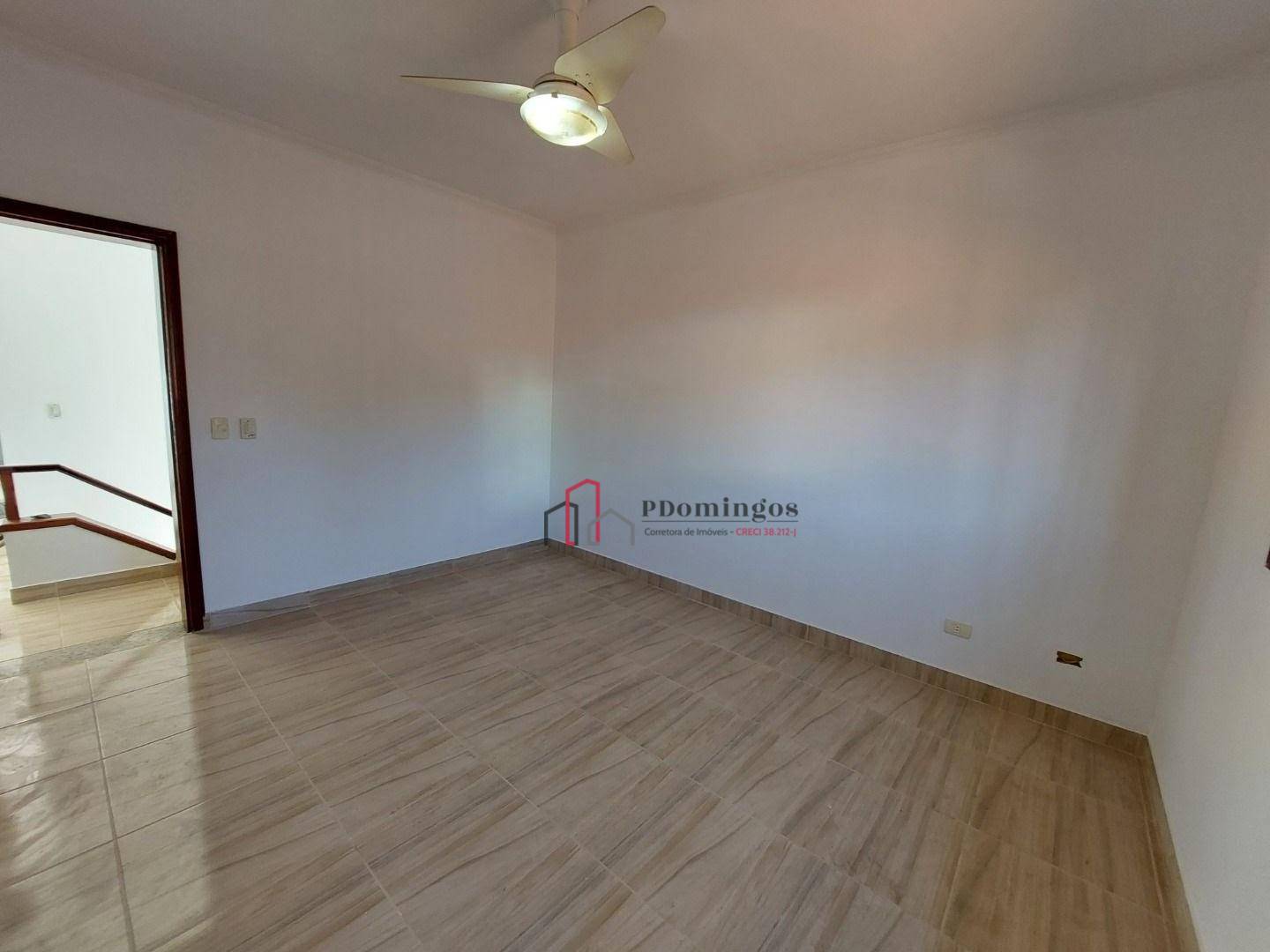 Sobrado à venda com 3 quartos, 300m² - Foto 30