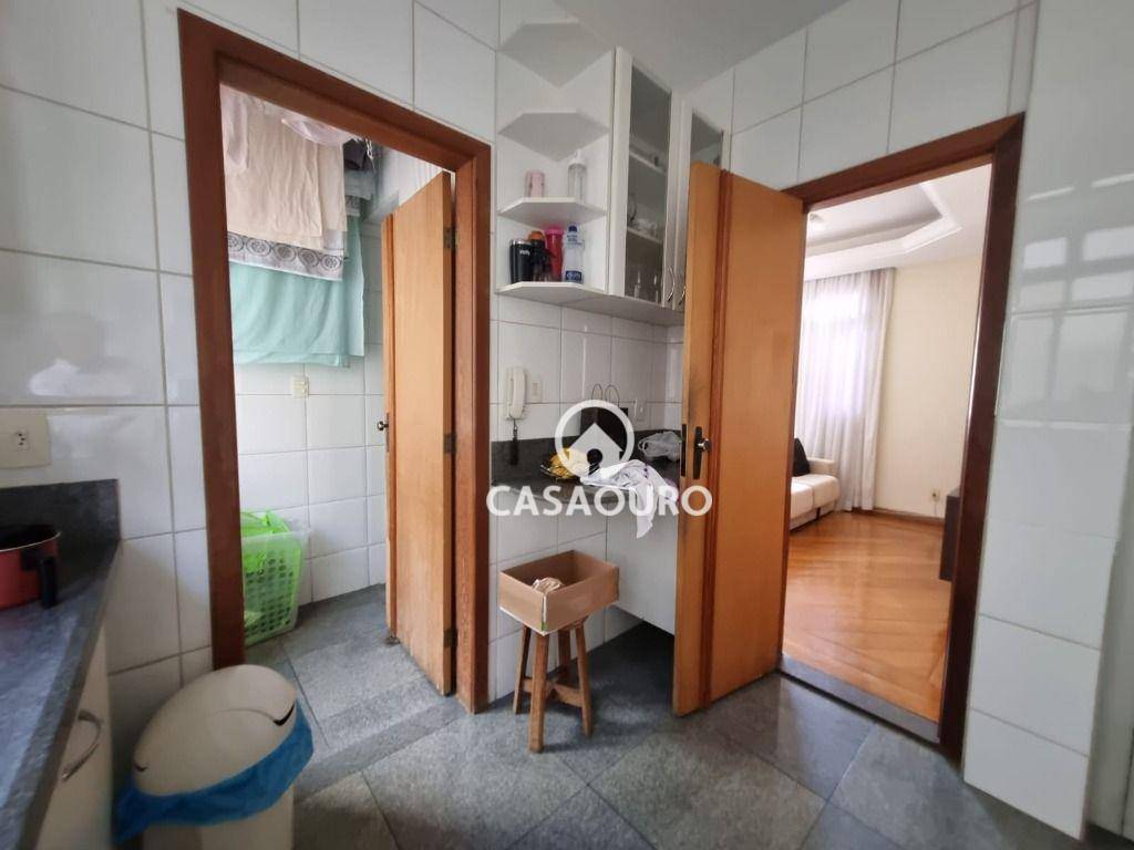 Apartamento à venda com 3 quartos, 77m² - Foto 25