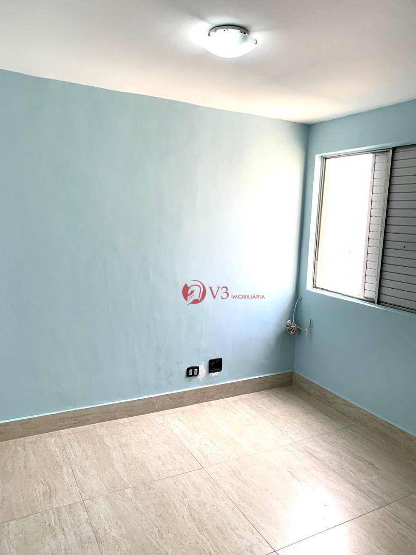 Apartamento à venda com 2 quartos, 72m² - Foto 29