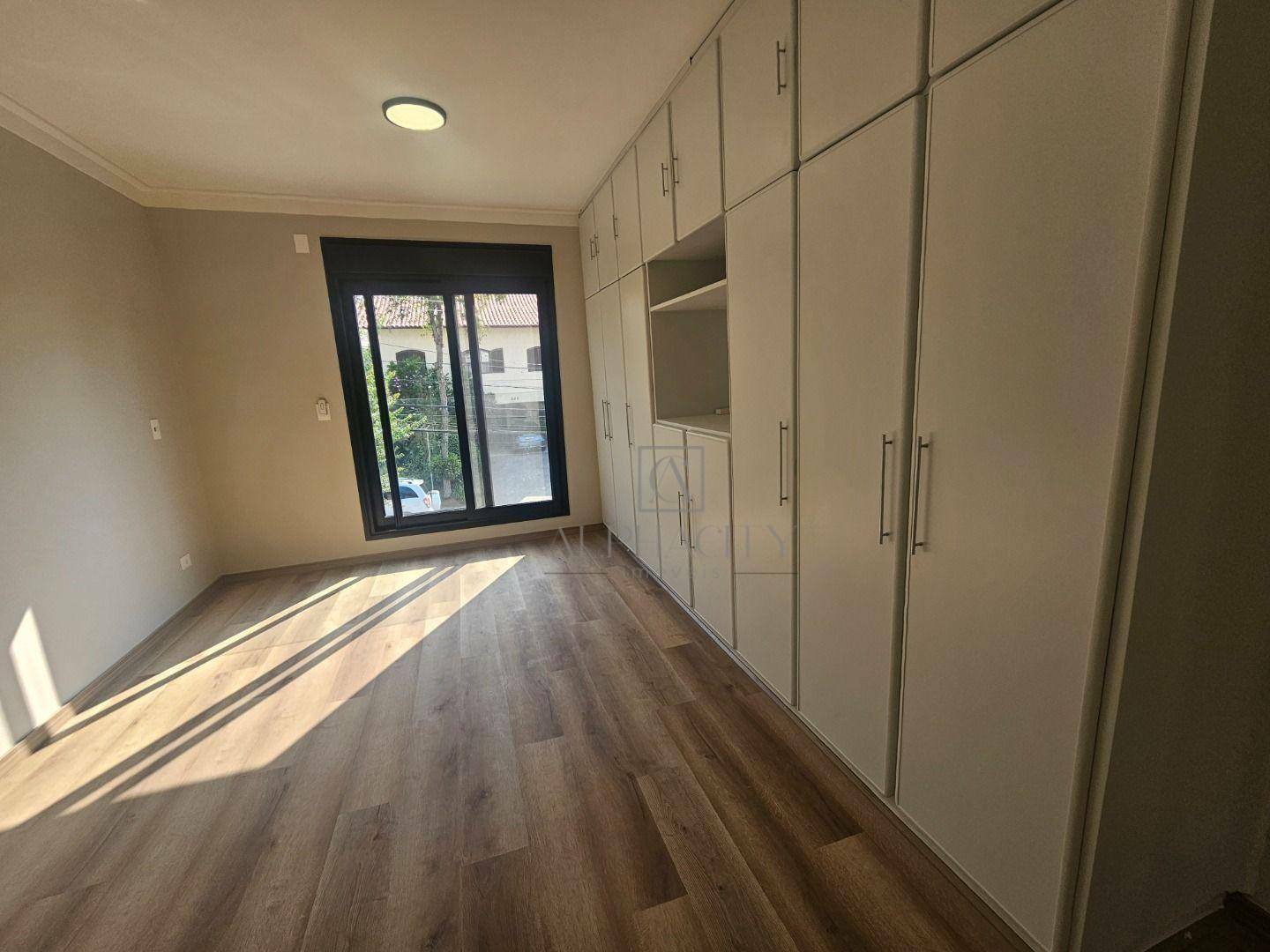 Casa de Condomínio à venda com 4 quartos, 257m² - Foto 22