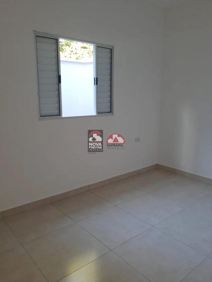 Casa à venda com 2 quartos, 125m² - Foto 8