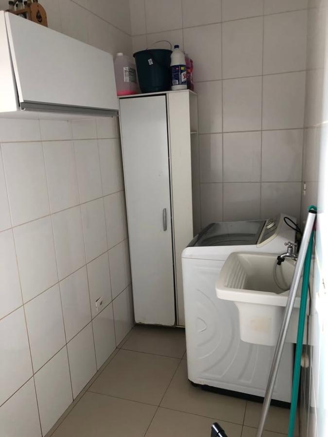 Casa à venda com 2 quartos, 125m² - Foto 12