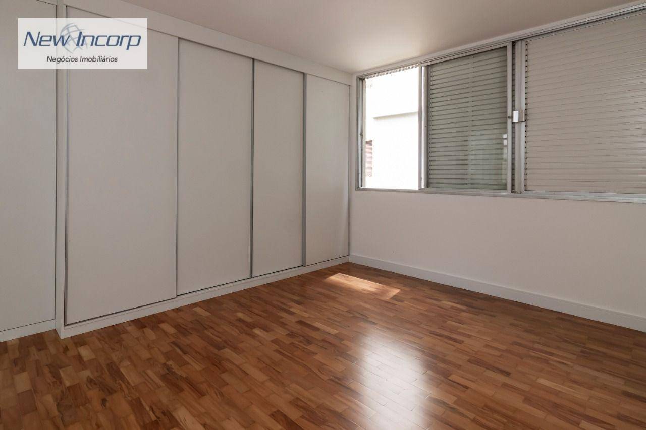 Apartamento à venda com 4 quartos, 170m² - Foto 17