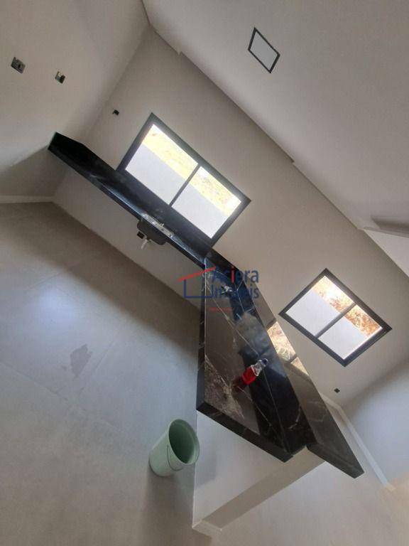 Casa de Condomínio à venda com 3 quartos, 178m² - Foto 11