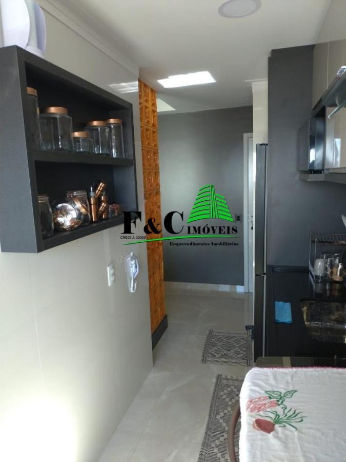 Apartamento à venda com 2 quartos, 67m² - Foto 15