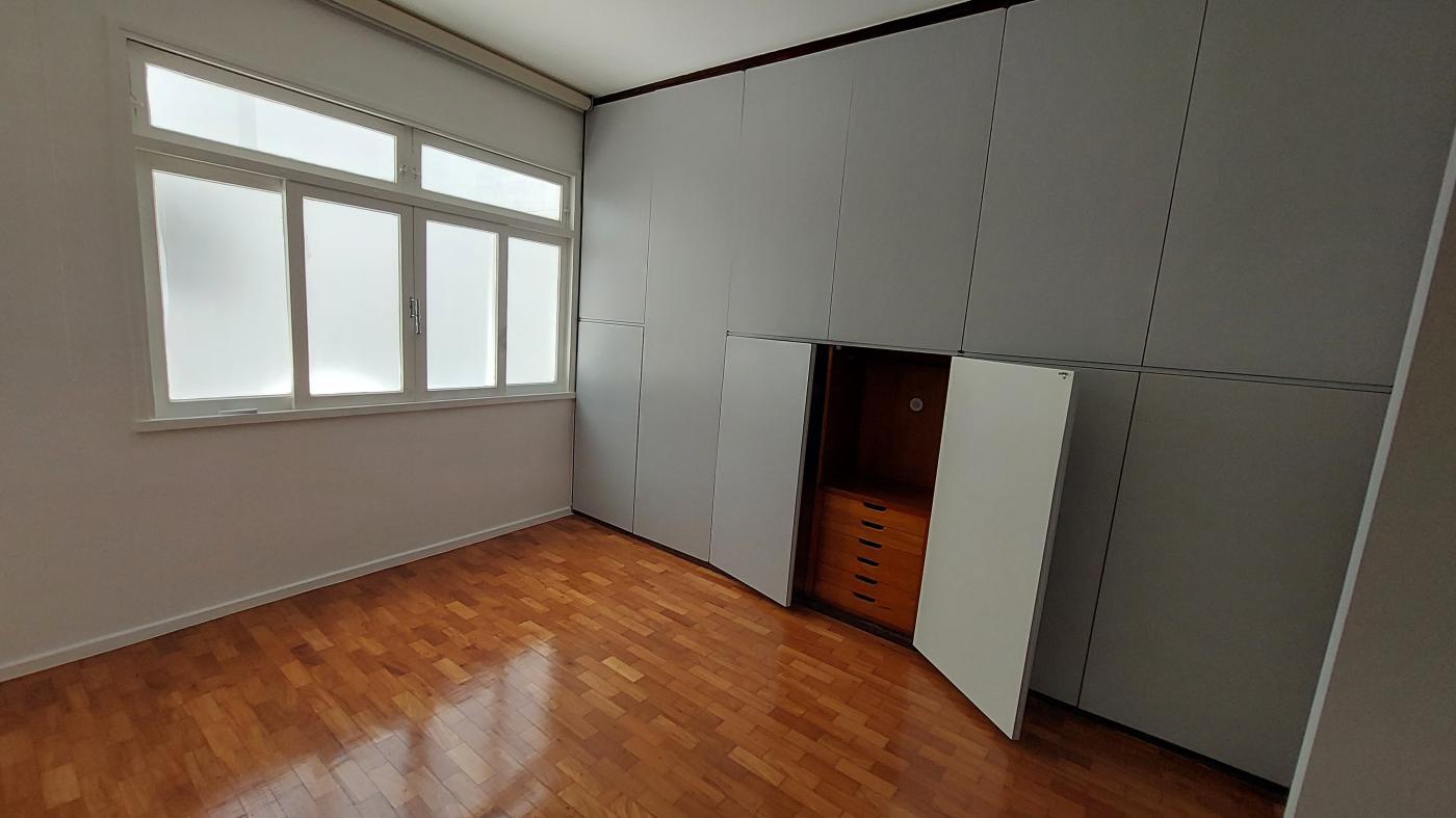 Apartamento para alugar com 3 quartos, 250m² - Foto 14