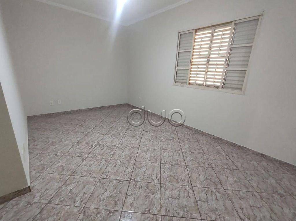 Chácara à venda com 3 quartos, 230m² - Foto 26