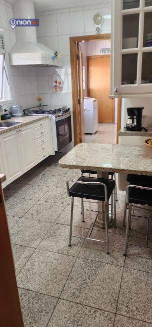 Apartamento à venda com 4 quartos, 144m² - Foto 23