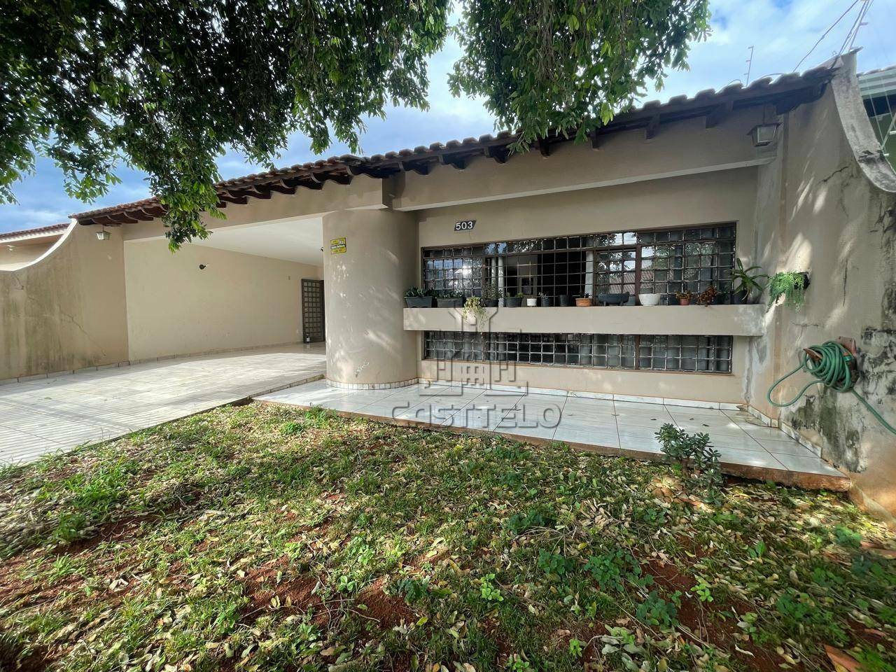 Casa à venda com 3 quartos, 147m² - Foto 2