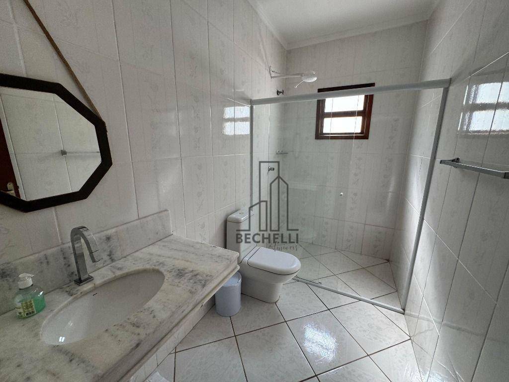 Casa para alugar com 3 quartos, 171m² - Foto 7