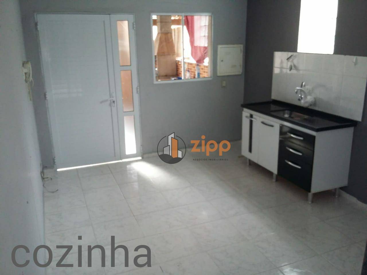 Sobrado à venda com 3 quartos, 250m² - Foto 3