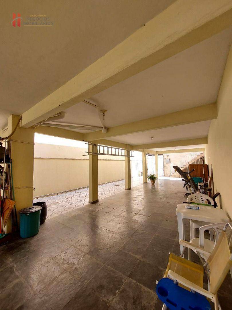 Casa à venda com 3 quartos, 350m² - Foto 28