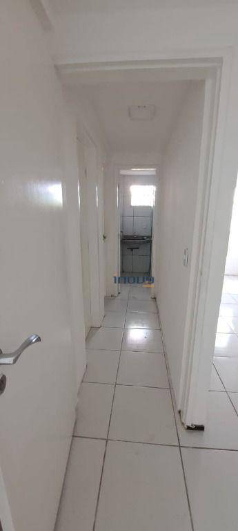 Apartamento à venda com 2 quartos, 52m² - Foto 12