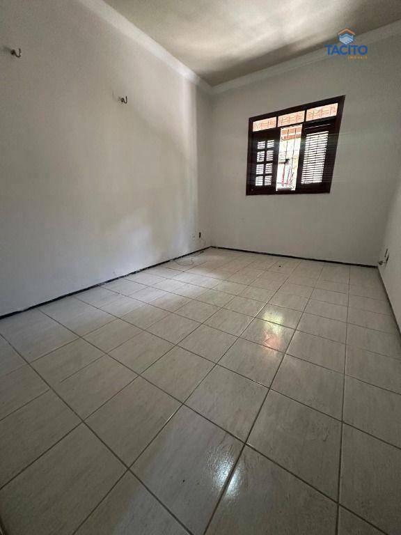 Casa à venda com 3 quartos, 120m² - Foto 7