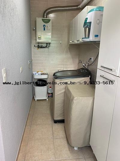 Casa à venda com 3 quartos, 319m² - Foto 10