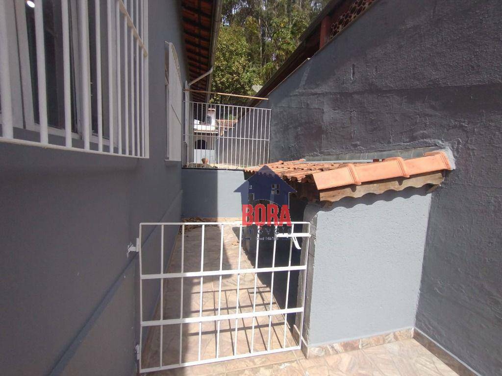 Casa para alugar com 3 quartos, 280m² - Foto 31