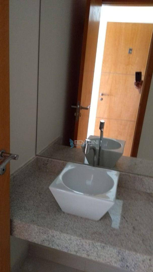 Apartamento à venda com 4 quartos, 134m² - Foto 7