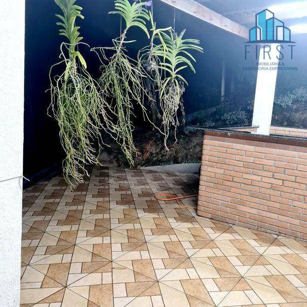 Casa à venda com 3 quartos, 201m² - Foto 22