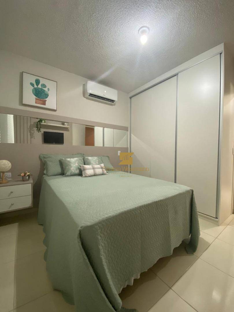 Casa à venda com 2 quartos, 55m² - Foto 11