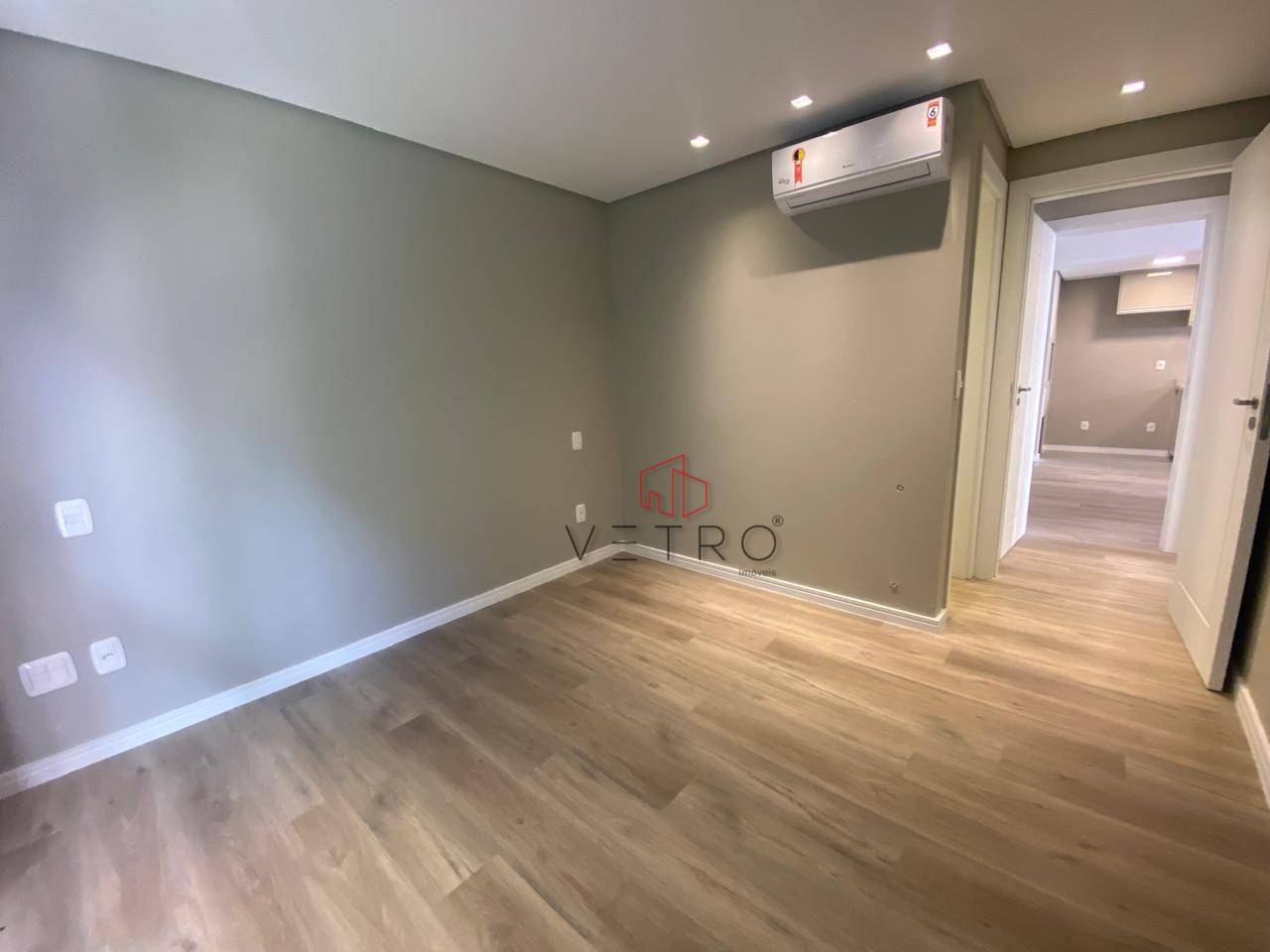 Apartamento à venda com 2 quartos, 77m² - Foto 10