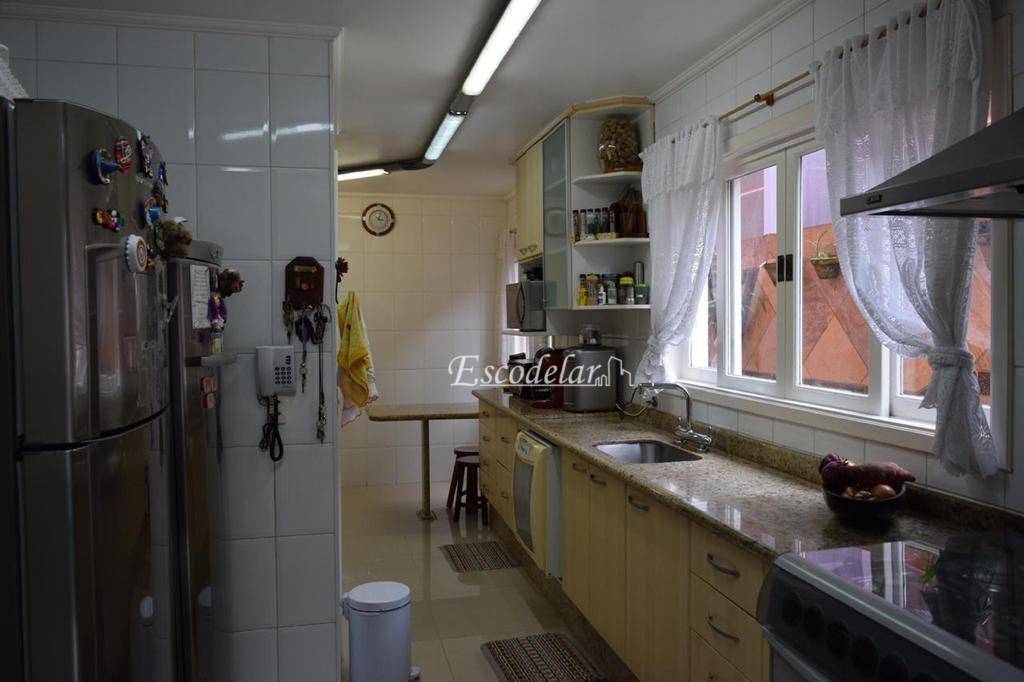 Casa de Condomínio à venda com 4 quartos, 350m² - Foto 25