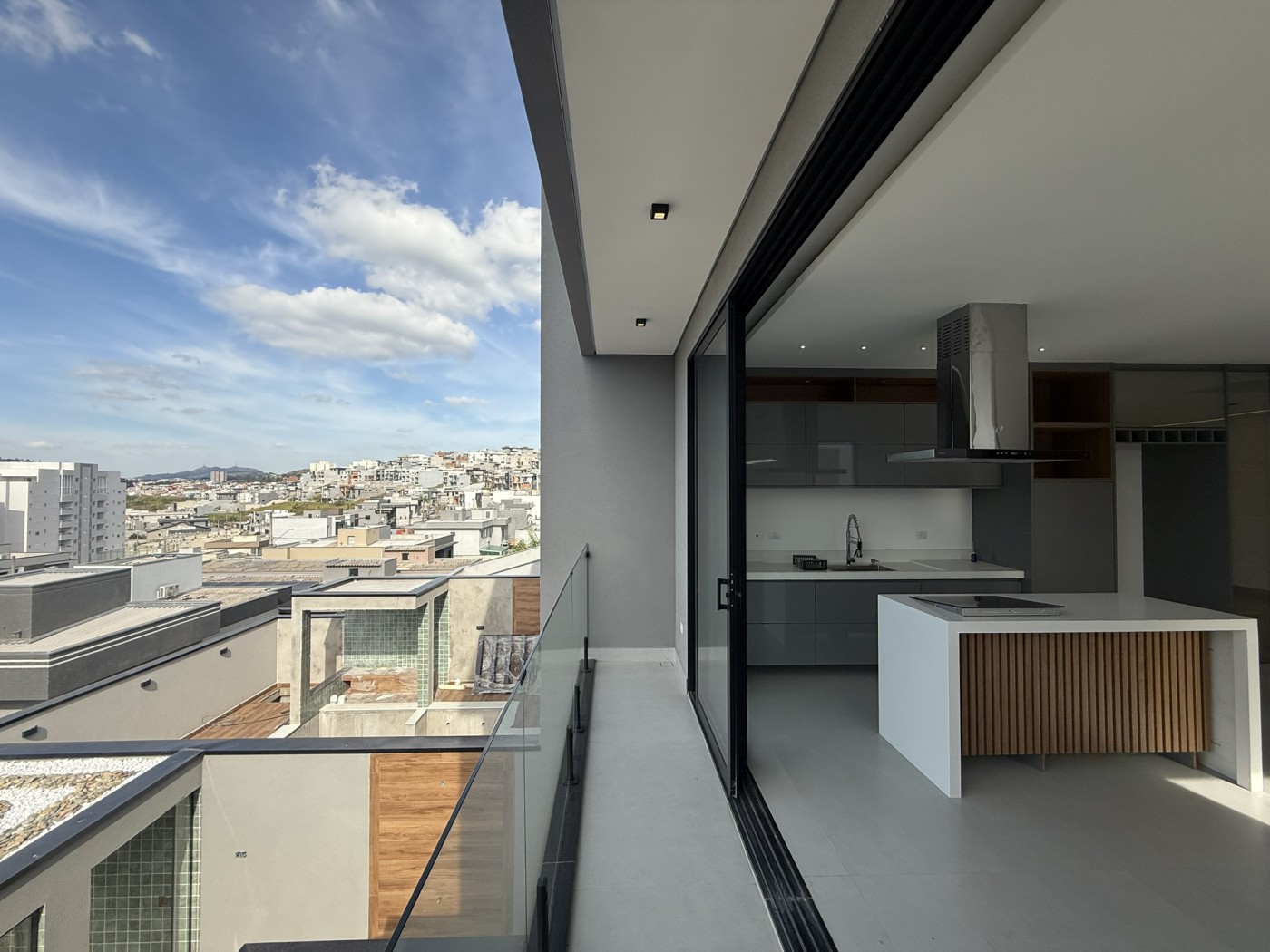 Casa à venda com 3 quartos, 215m² - Foto 10