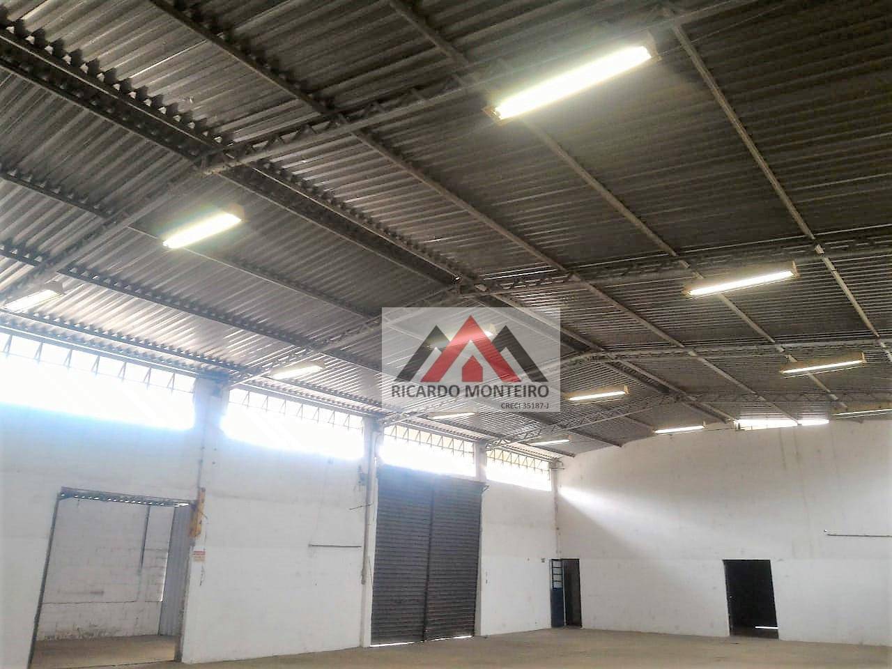 Depósito-Galpão-Armazém para alugar, 600m² - Foto 4