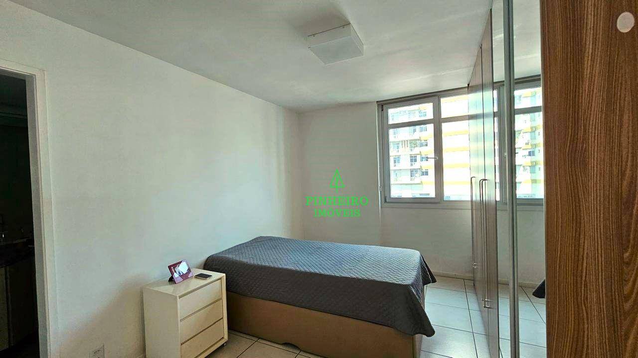 Apartamento à venda com 2 quartos, 85m² - Foto 14