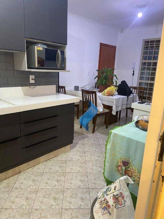 Casa à venda com 2 quartos, 133m² - Foto 4