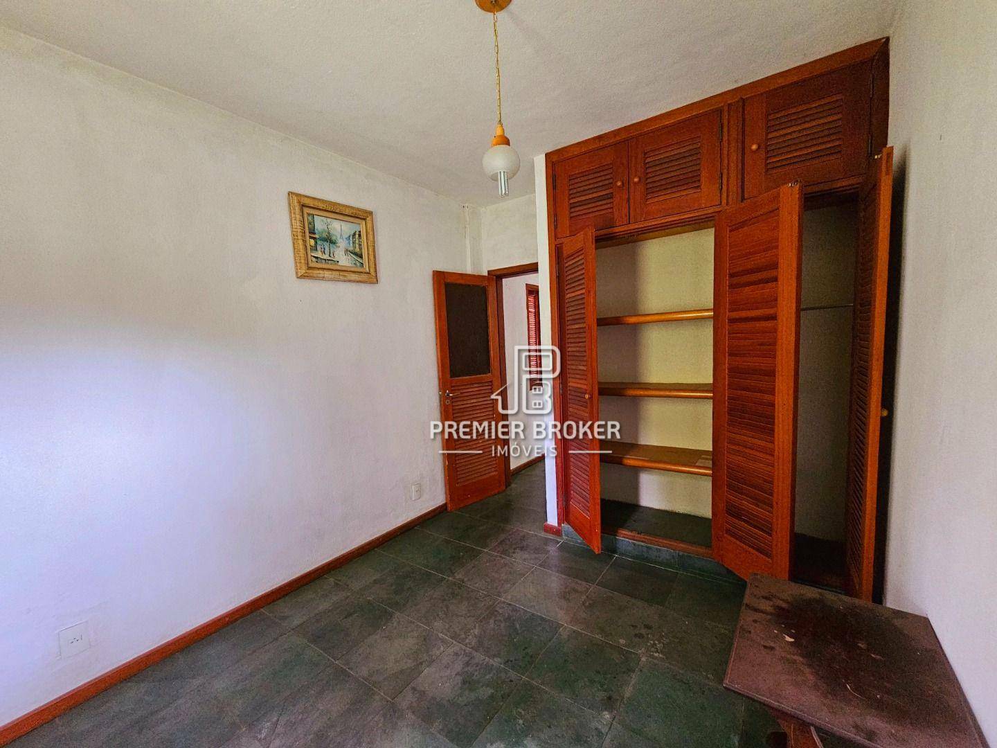 Casa à venda com 4 quartos, 350m² - Foto 22