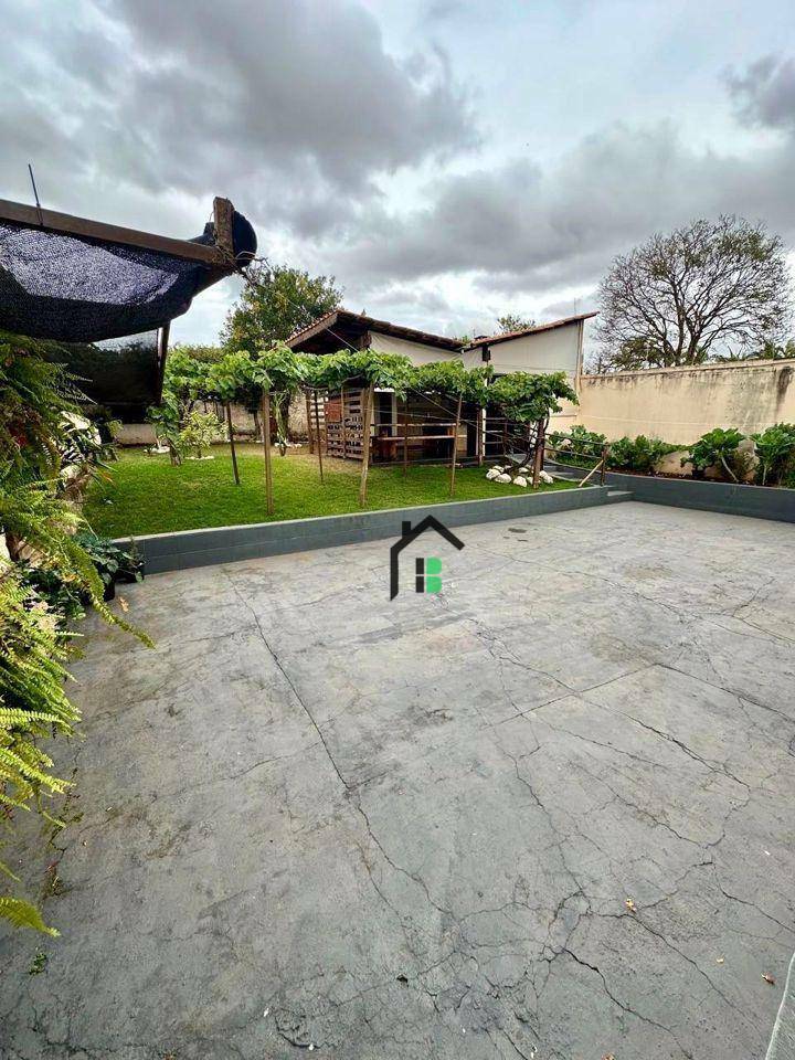 Casa, 3 quartos, 264 m² - Foto 2