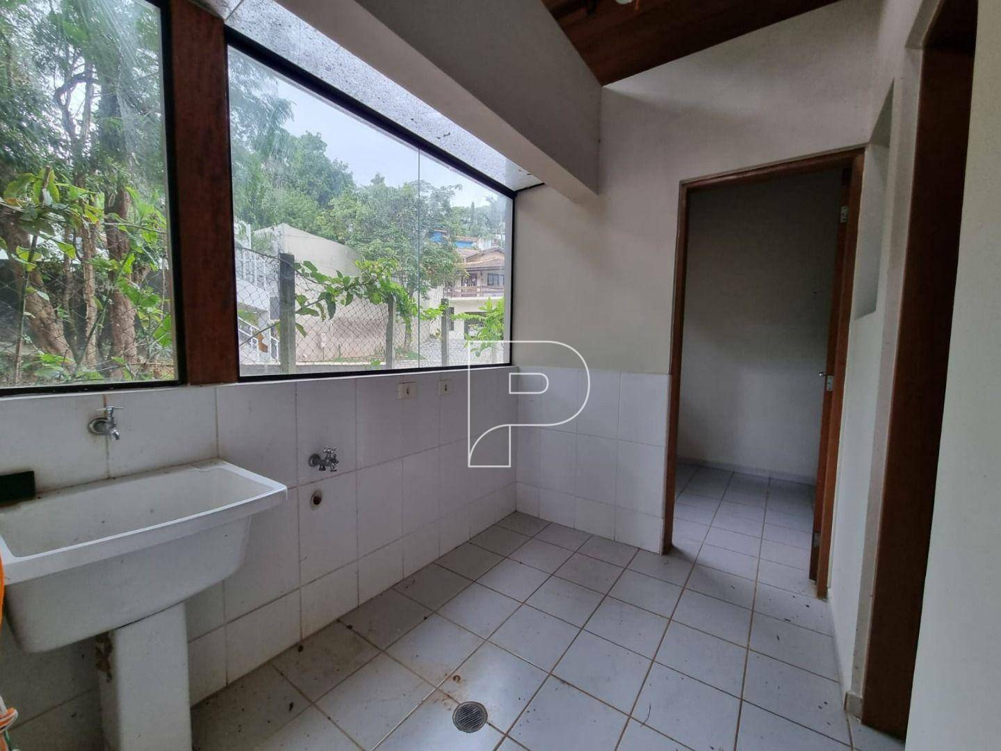 Casa de Condomínio à venda com 3 quartos, 200m² - Foto 41