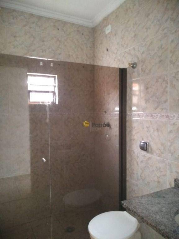 Sobrado à venda com 2 quartos, 220m² - Foto 7