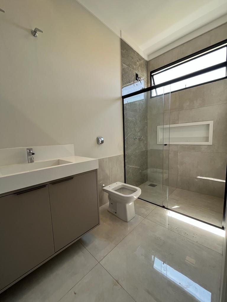 Casa à venda com 4 quartos, 249m² - Foto 12