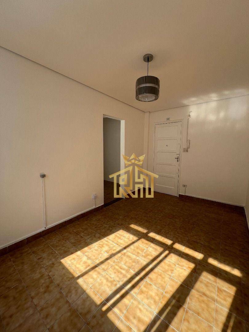 Apartamento à venda com 1 quarto, 40m² - Foto 6