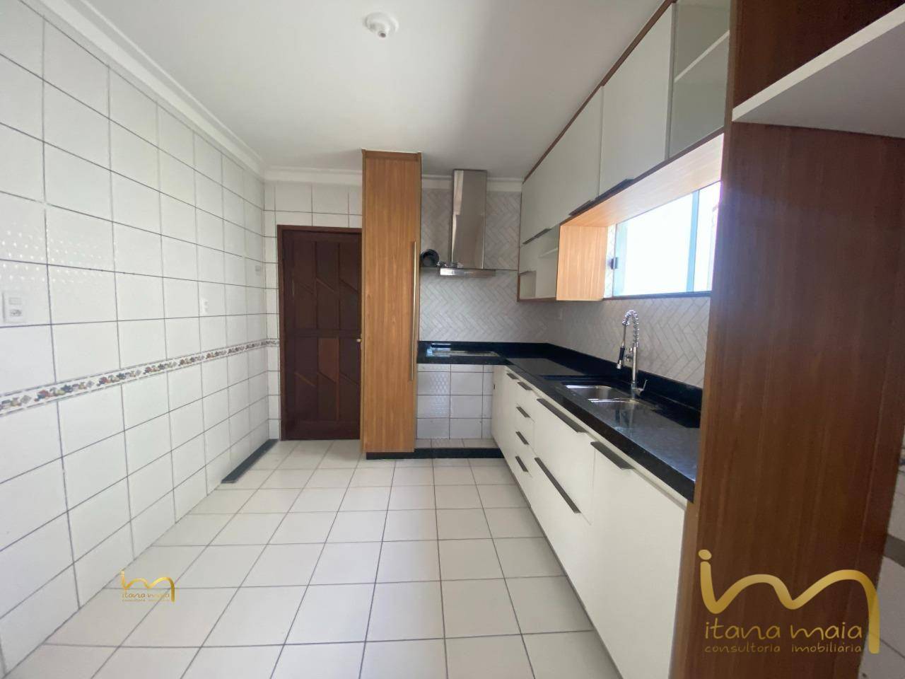 Apartamento à venda e aluguel com 2 quartos, 93m² - Foto 3