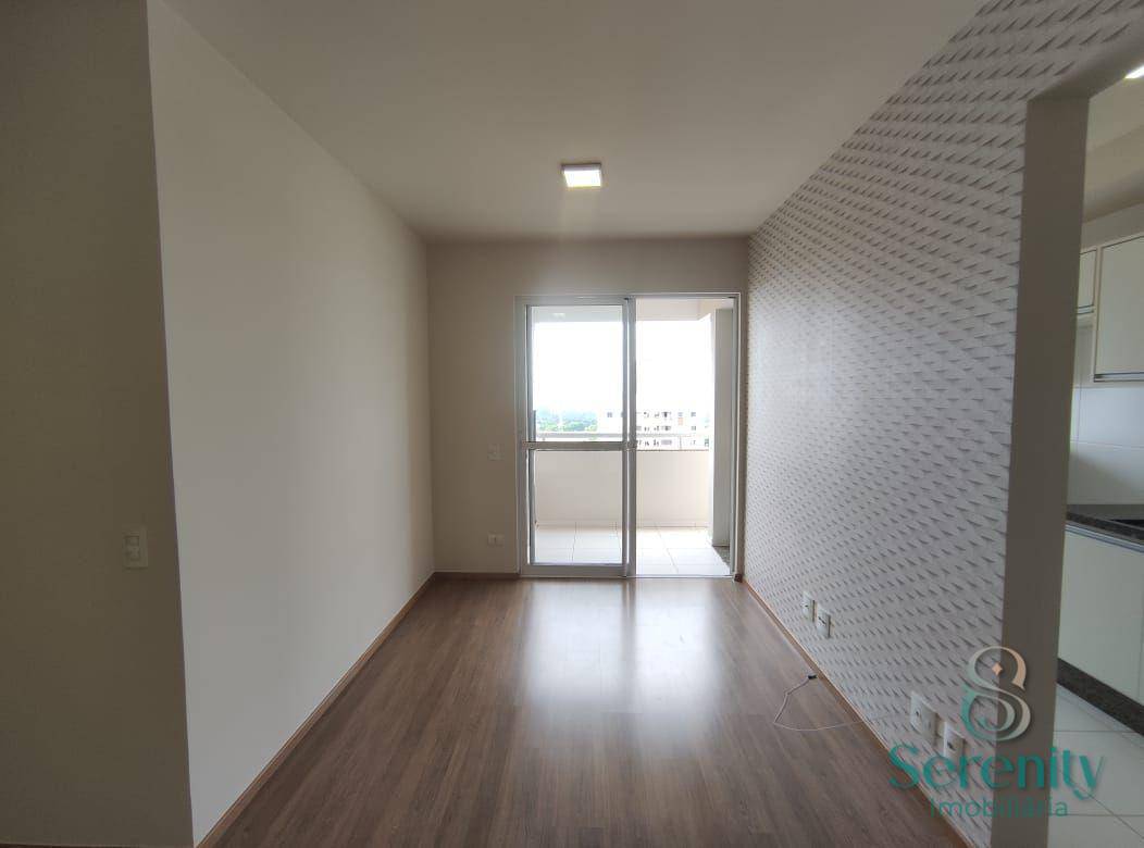 Apartamento para alugar com 3 quartos, 74m² - Foto 2