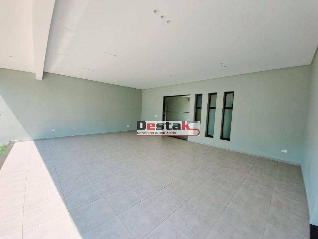 Sobrado à venda com 3 quartos, 380m² - Foto 4