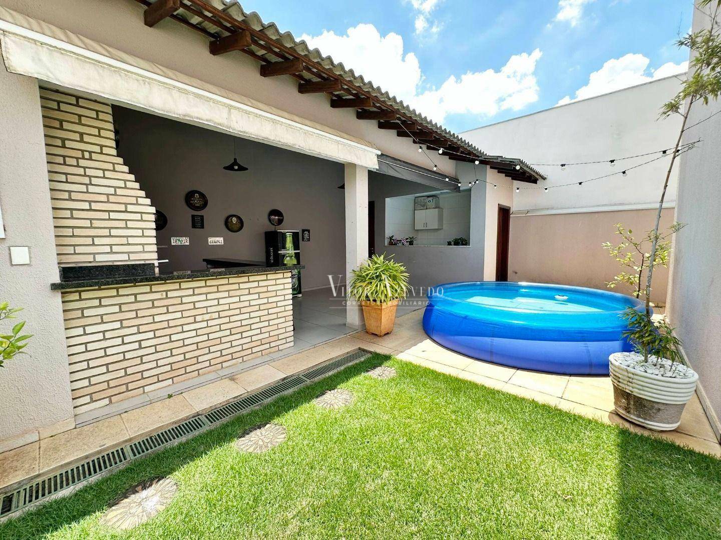 Casa de Condomínio à venda com 4 quartos, 230m² - Foto 47