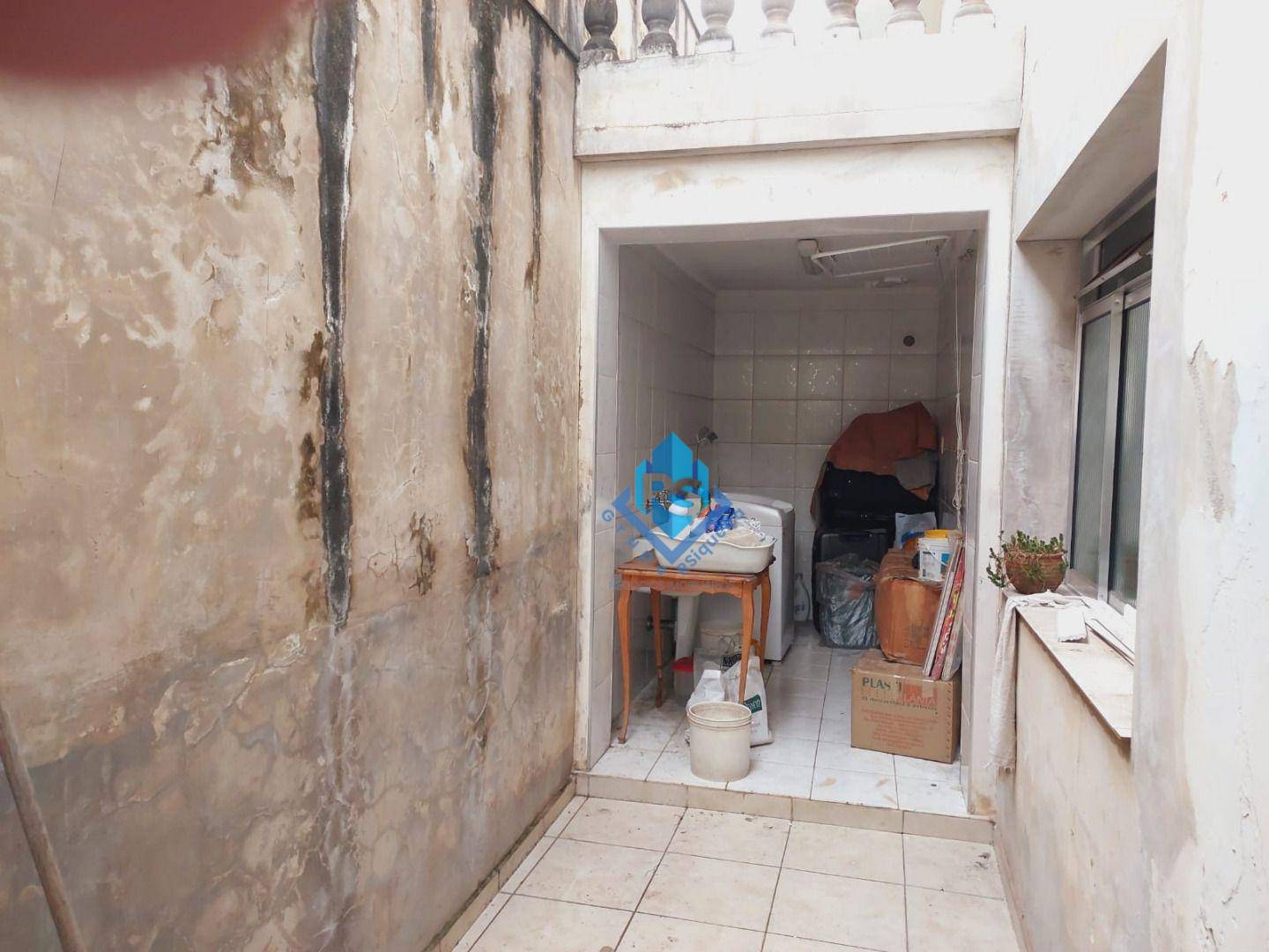 Casa à venda com 4 quartos, 201m² - Foto 28