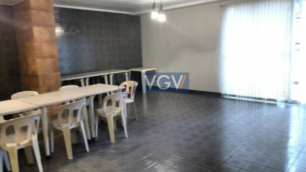 Apartamento à venda com 2 quartos, 76m² - Foto 9