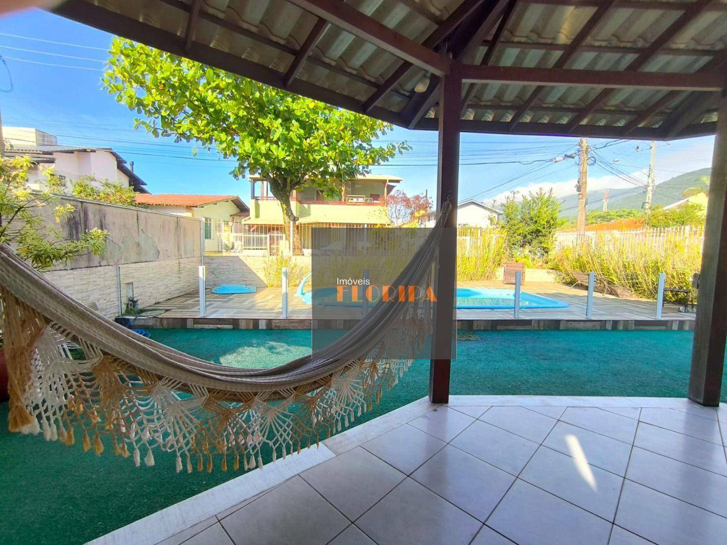 Casa à venda com 4 quartos, 200m² - Foto 8