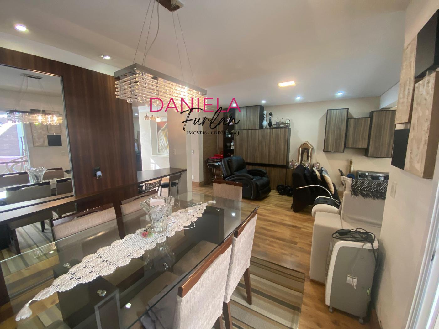 Casa de Condomínio à venda com 3 quartos, 180m² - Foto 1