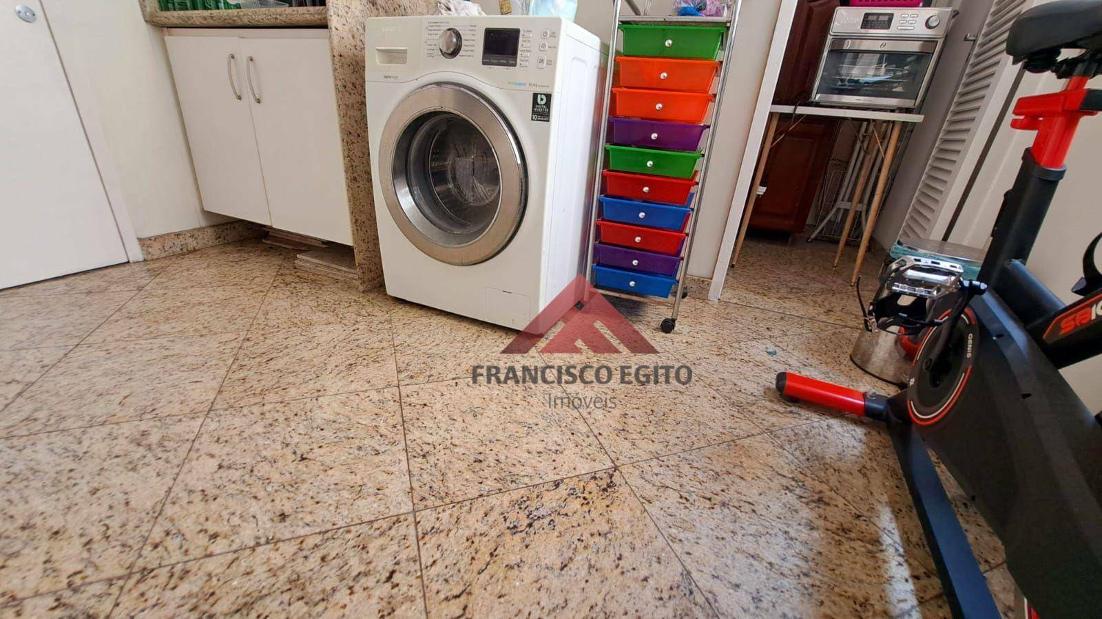 Apartamento para alugar com 4 quartos, 180m² - Foto 22