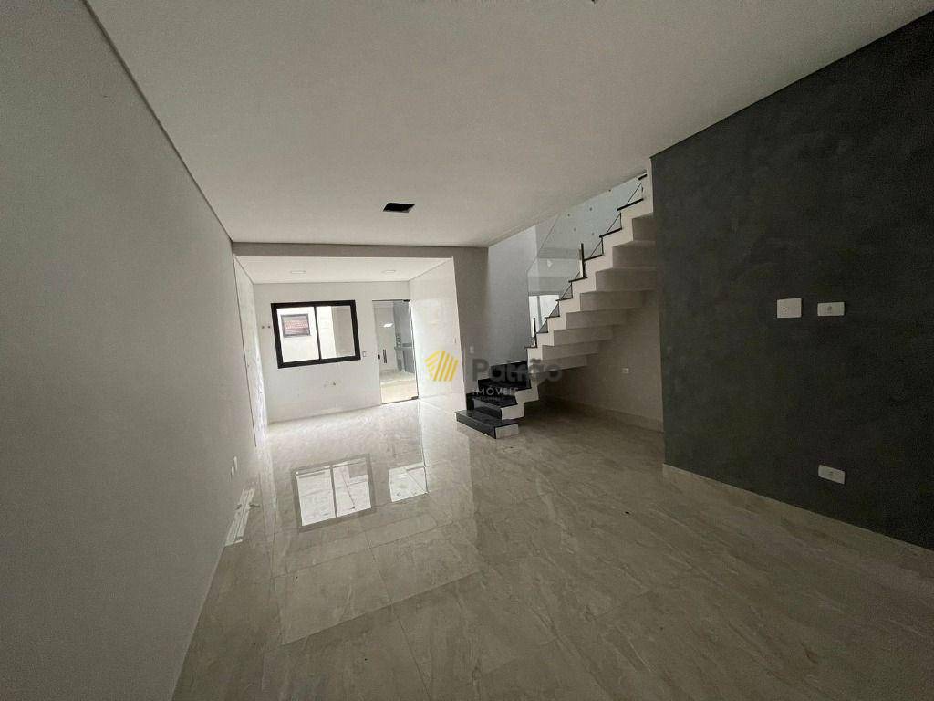 Sobrado à venda com 3 quartos, 170m² - Foto 1