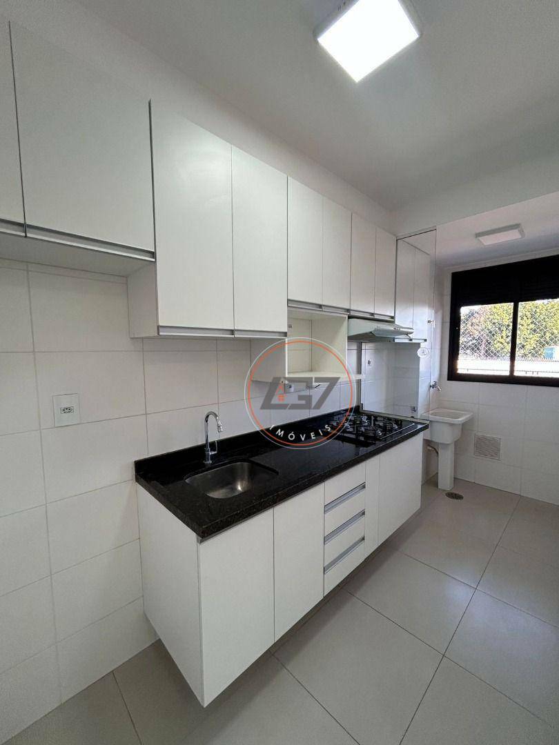 Apartamento para alugar com 2 quartos, 55m² - Foto 4